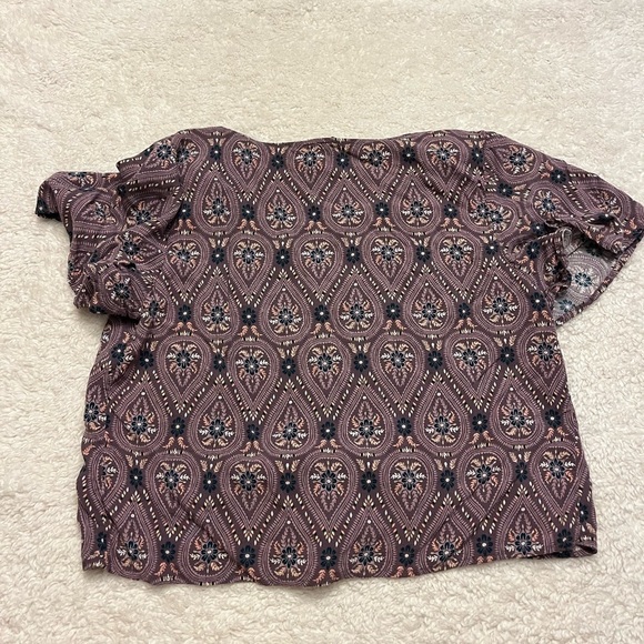 MUDD Bell Sleeve blouse w/ Tie Waist - Picture 8 of 9